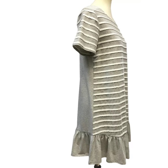 Doe & Rae Womens Scallop Knit Striped Dress - Picture 3 of 14